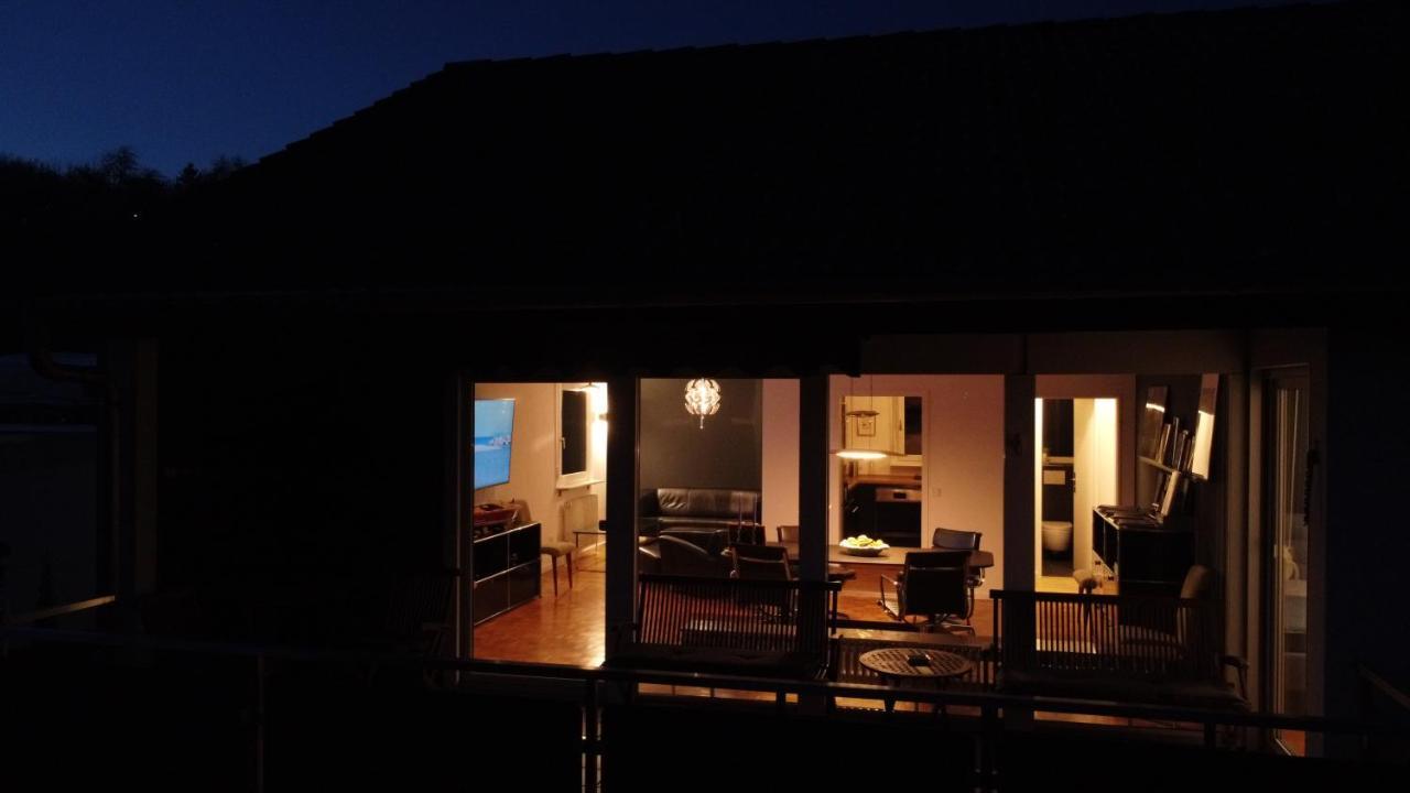 Appartement Region Esslingen - Naehe Messe - Flughafen - Stuttgart - Wohnen Und Arbeiten Auf Zeit In 120M2 Wohlfuehlatmosphaere - Ab 3 Uebernachtungen - Geeignet Fuer 4 Pers Incl Kinder - Beistellbett Moeglich - Kinder Und Tiere Willkommen - Garage F Altbach Екстериор снимка