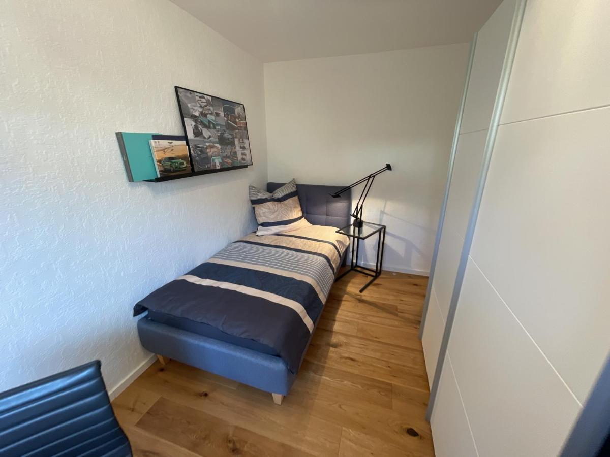 Appartement Region Esslingen - Naehe Messe - Flughafen - Stuttgart - Wohnen Und Arbeiten Auf Zeit In 120M2 Wohlfuehlatmosphaere - Ab 3 Uebernachtungen - Geeignet Fuer 4 Pers Incl Kinder - Beistellbett Moeglich - Kinder Und Tiere Willkommen - Garage F Altbach Екстериор снимка
