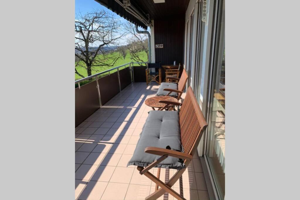 Appartement Region Esslingen - Naehe Messe - Flughafen - Stuttgart - Wohnen Und Arbeiten Auf Zeit In 120M2 Wohlfuehlatmosphaere - Ab 3 Uebernachtungen - Geeignet Fuer 4 Pers Incl Kinder - Beistellbett Moeglich - Kinder Und Tiere Willkommen - Garage F Altbach Екстериор снимка